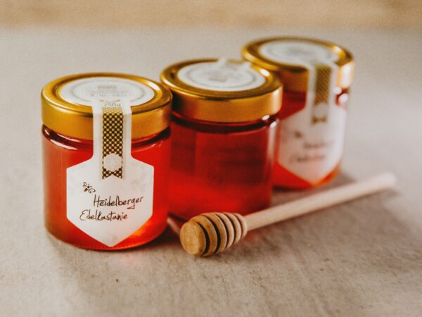 Heidelberger Honig Teil Kulinarik Box Geschenk für Heidelbergfans mit Spezialitäten aus Heidelberg